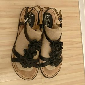 BOC Born Concept sandals black leather size 7